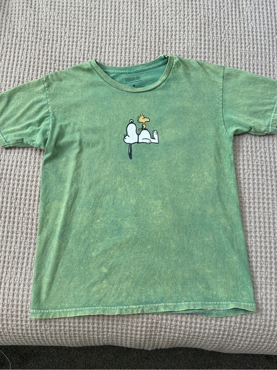 Peanuts Tops - Peanuts Green Short Sleeve Tee with Snoopy & Woodstock Print